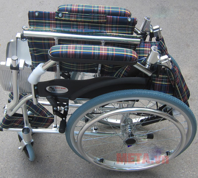 Xe lăn siêu nhẹ hợp kim nhôm Cao cấp Lucass DNG D-83L kẻ sọc